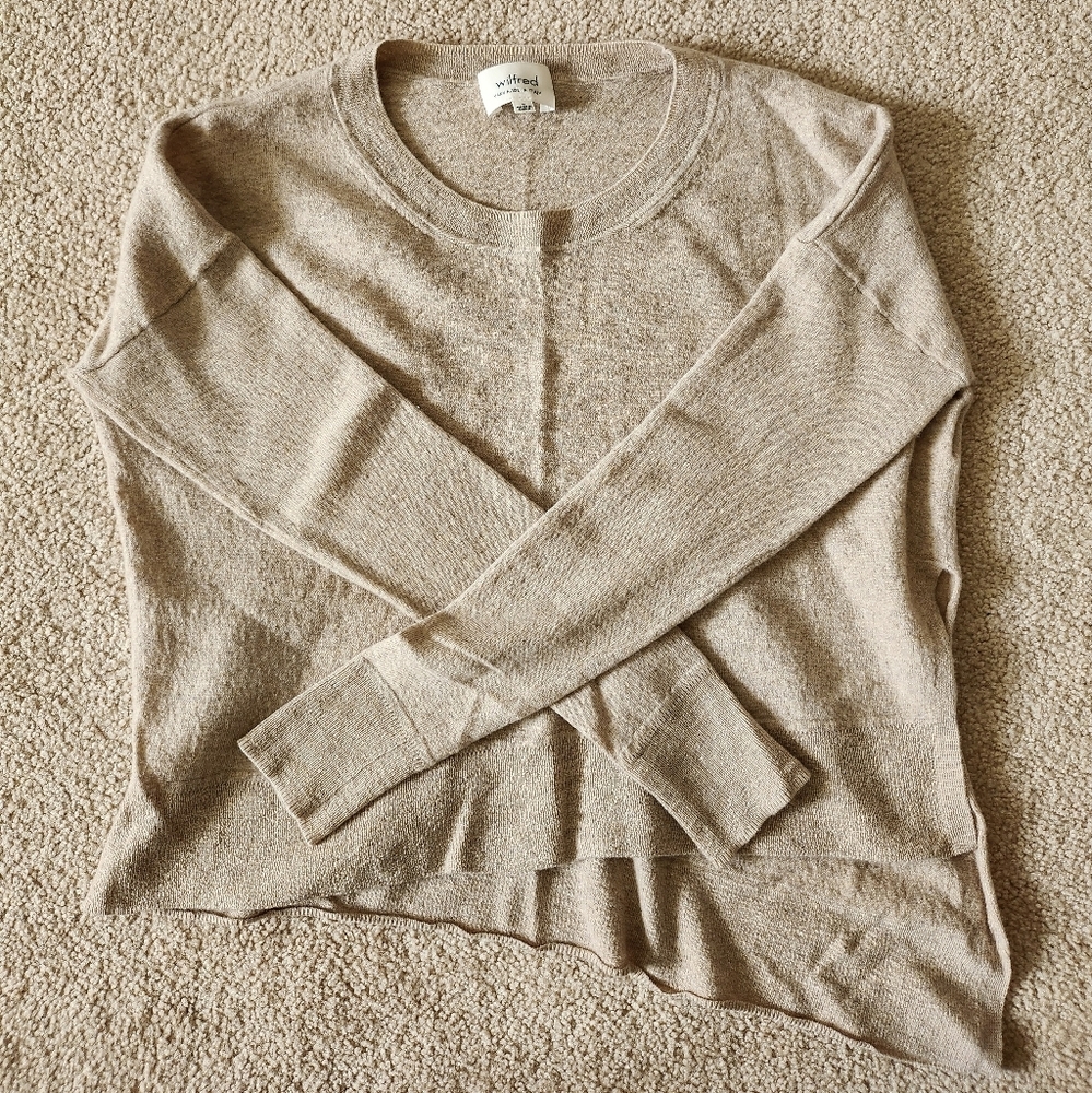 Wilfred Aritzia Light brown asymmetrical crop wool sweater XXS